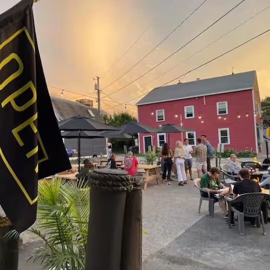 Patio dining at The Corner Pub in downtown Kittery, ME.